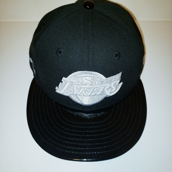 NBA LA Lakers hat cap (size 7 1/4) - Picture 2 of 8